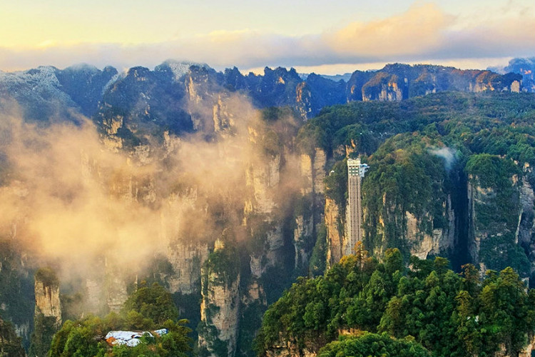 Bailong Elevator which located in Zhangjiajie national forest park