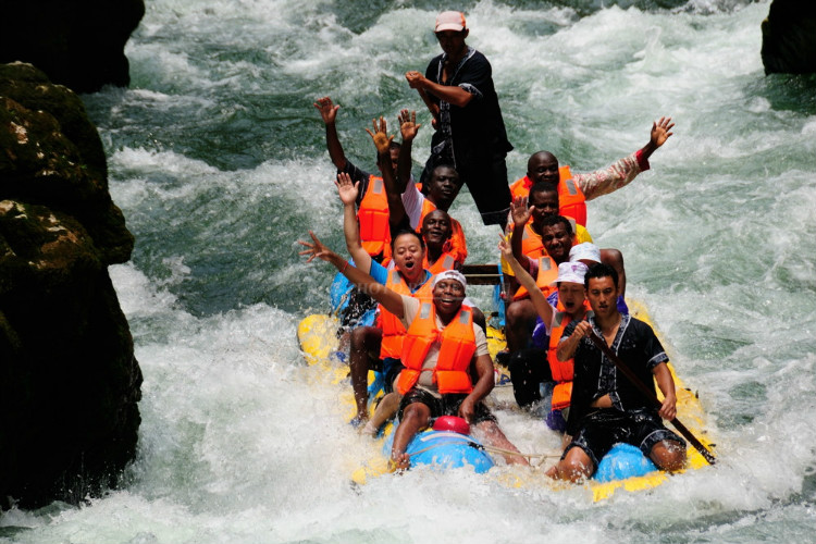 Mengdong River Rafting